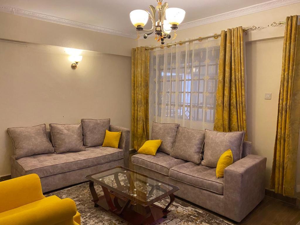 Exquisite City Apartments With Hot Tub Nairobi Eksteriør bilde